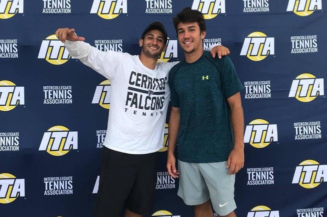(L-R) Bruno Duarte and Victor Castro reached the finals of the ITA Oracle Cup in doubles