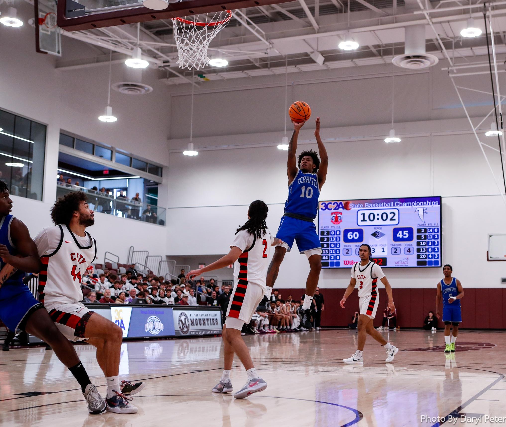 Marcel Hayes commits to Redlands University