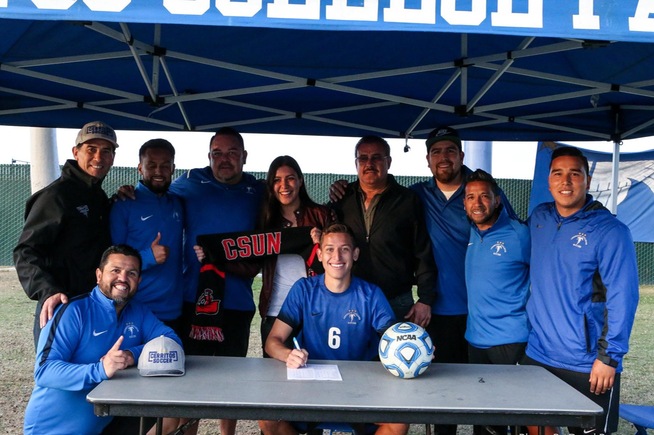 Esteban Camacho signs with Cal State Northridge
