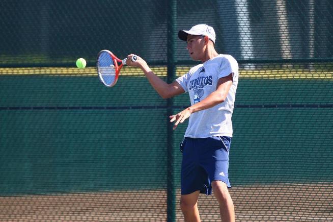 Edgar Munoz and the Falcons won their ninth match in a row