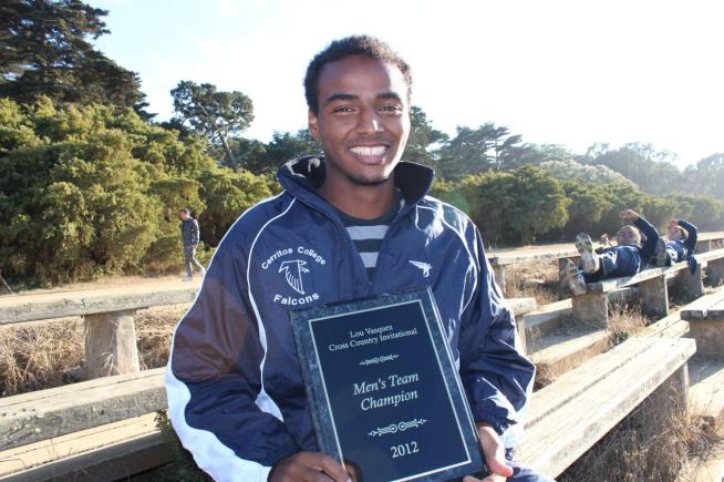 File Photo: Munir Kahssay - seen with his first place award after winning the Lou Vasquez championship - won his third invitational of the season at the Grand Canyon Invitational.