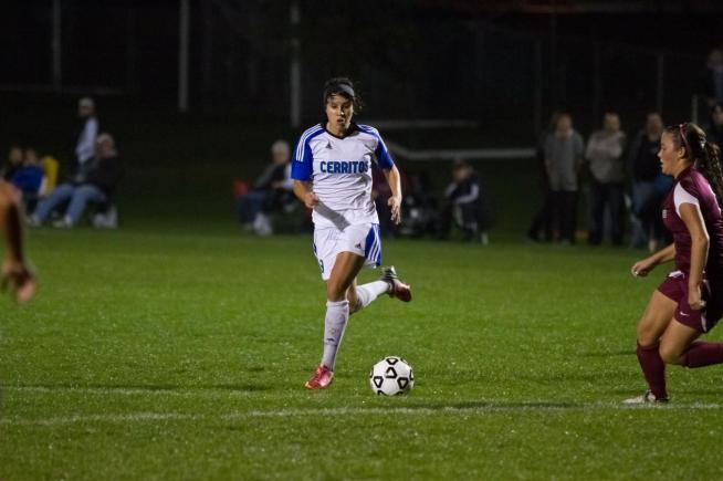 Claudia Ibarra (9) accounted for both goals to lead the Falcons to a 2-1 win over Sierra.