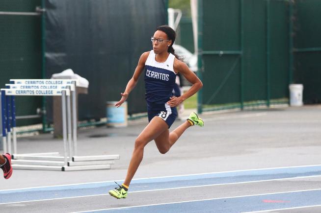 Najia and Nylia Hudspeth are two Falcons were earned academic awards