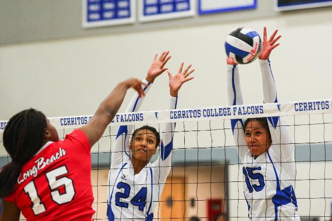 Jasmin Mitchell (24) and Jasmynne Roberts (15) both earned all-conference honors