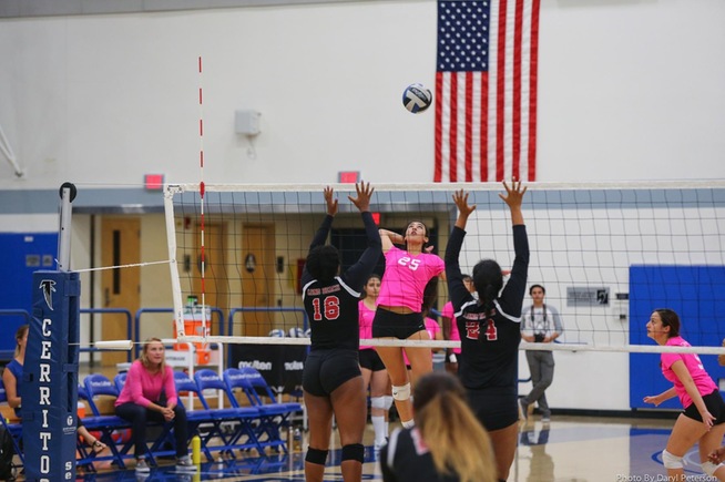 File Photo: Nadia Arreaga recorded five kills in the Falcons win